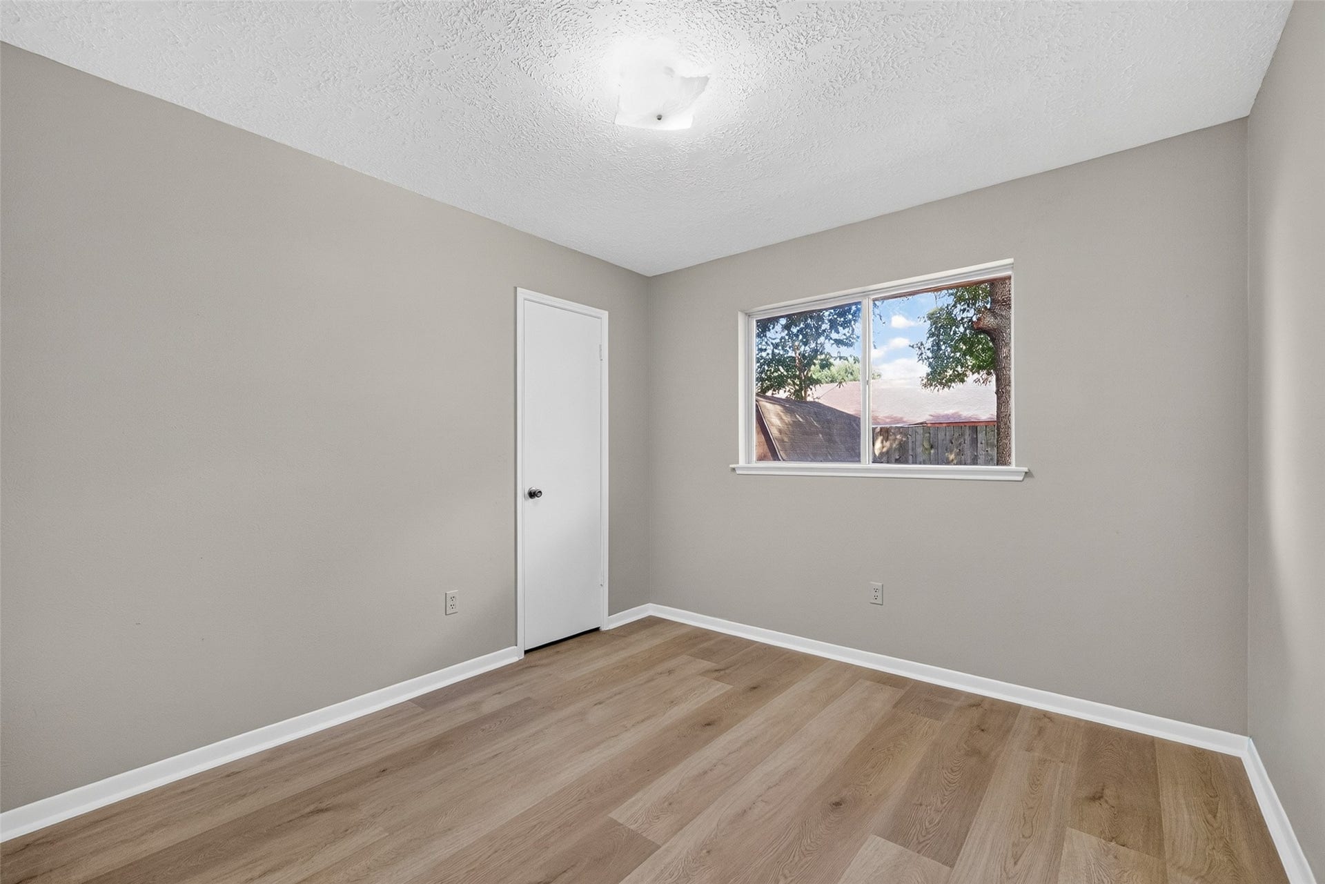 4809 Yellowstone Drive, Pasadena, TX 77505 4809 Yellowstone Drive, Pasadena, TX 77505
