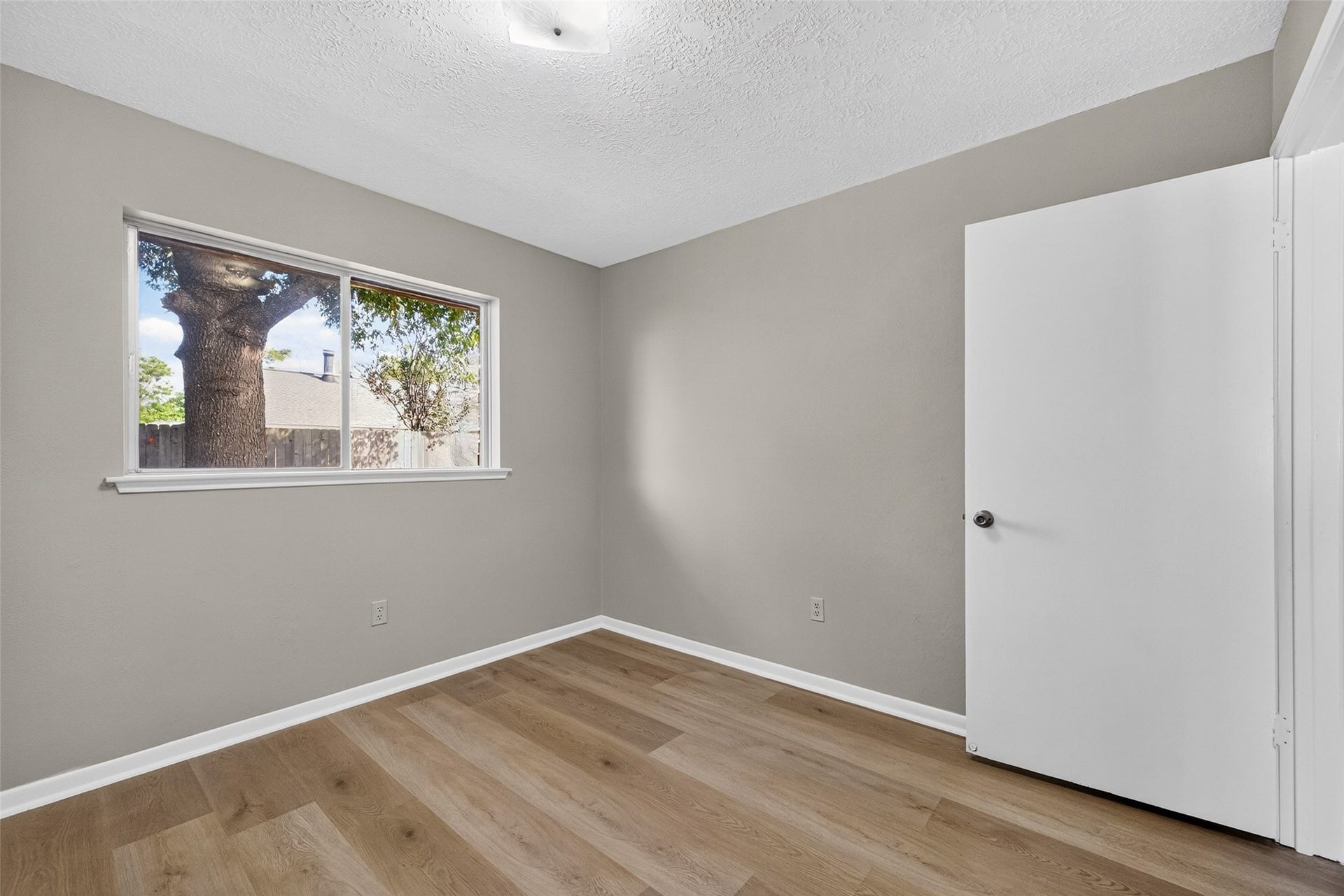 4809 Yellowstone Drive, Pasadena, TX 77505 4809 Yellowstone Drive, Pasadena, TX 77505
