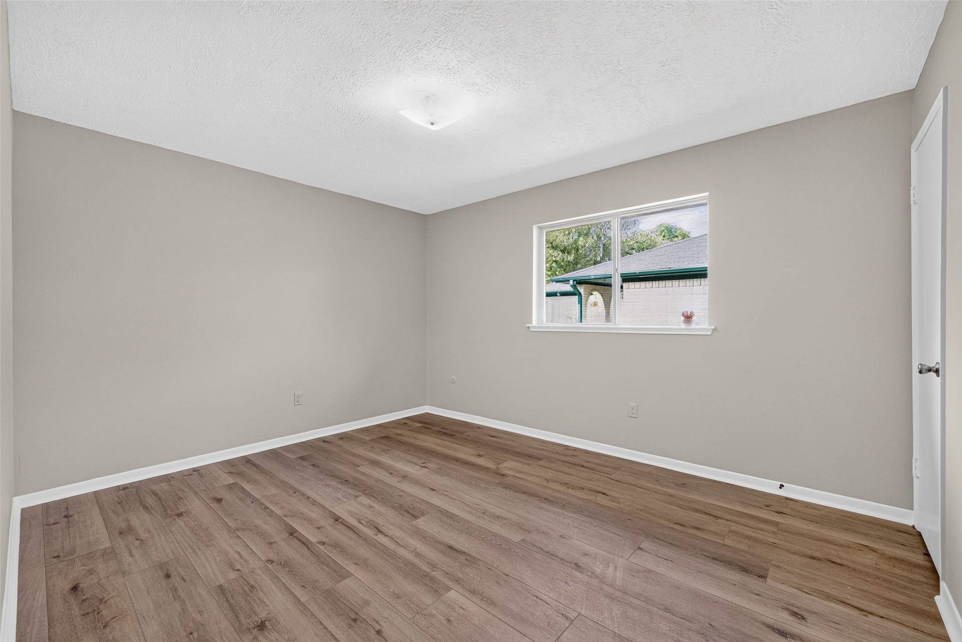 4809 Yellowstone Drive, Pasadena, TX 77505 4809 Yellowstone Drive, Pasadena, TX 77505