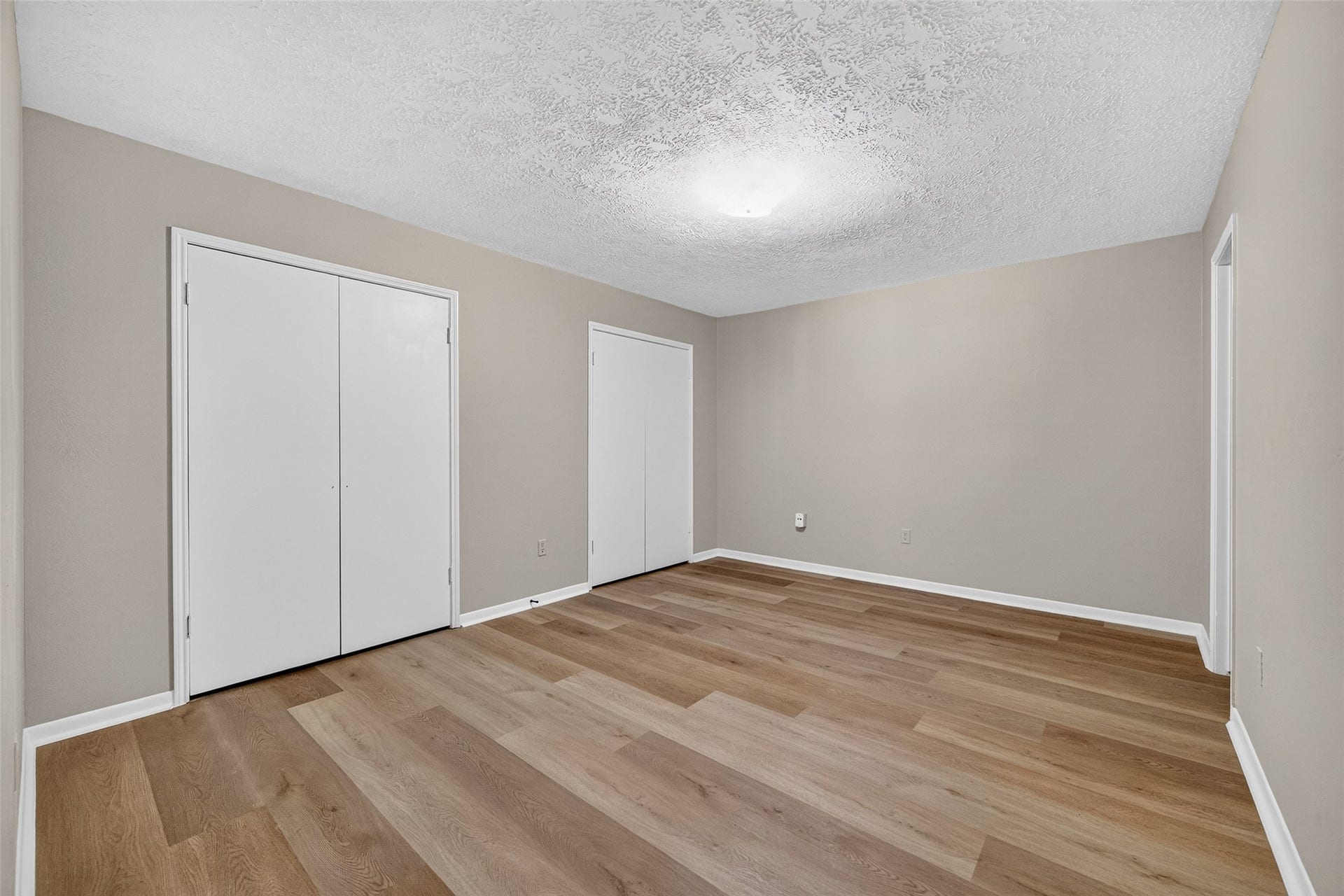 4809 Yellowstone Drive, Pasadena, TX 77505 4809 Yellowstone Drive, Pasadena, TX 77505