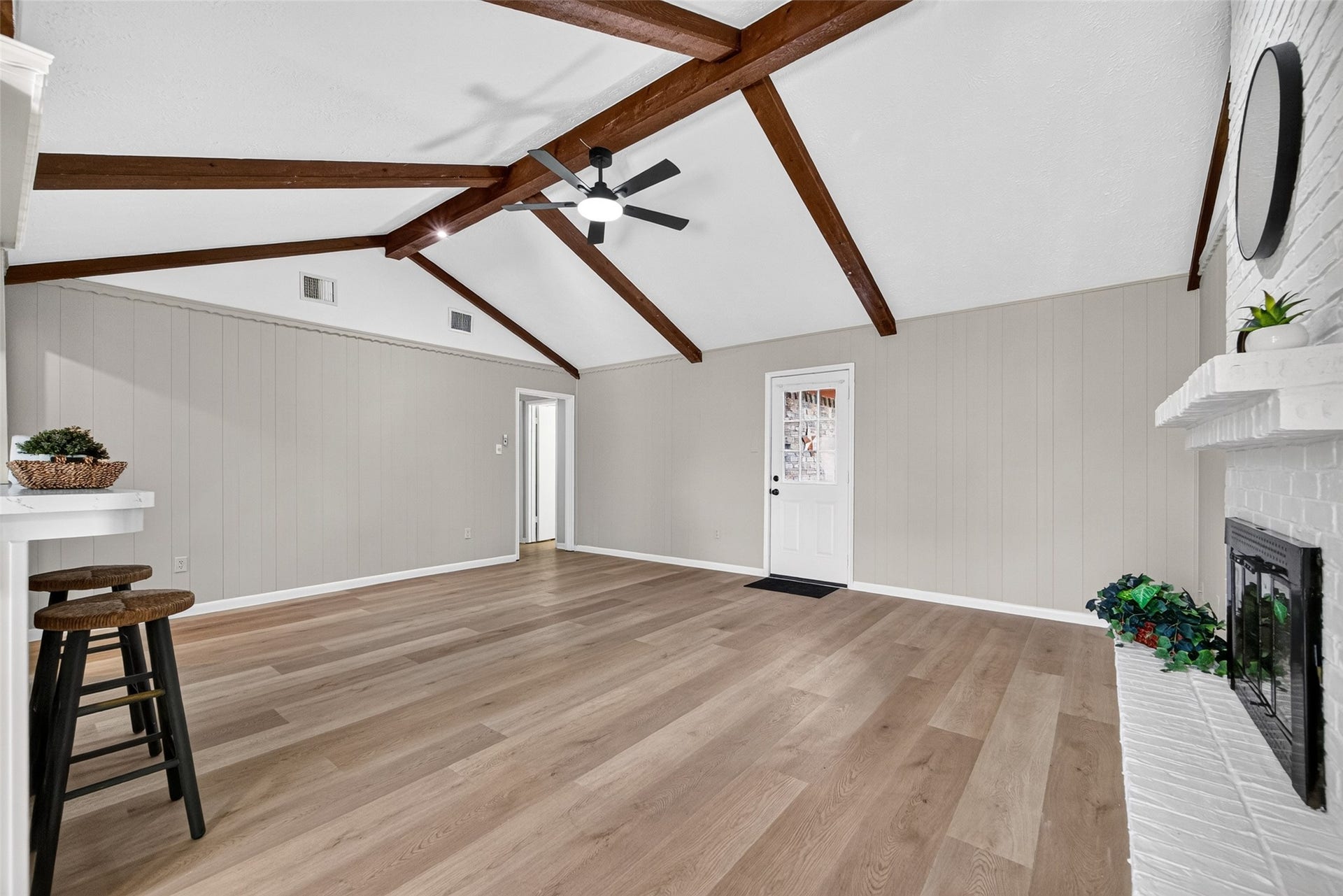 4809 Yellowstone Drive, Pasadena, TX 77505 4809 Yellowstone Drive, Pasadena, TX 77505