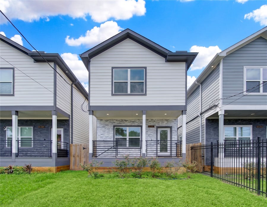 Property photo for 1829 Dewalt Street, Houston, TX