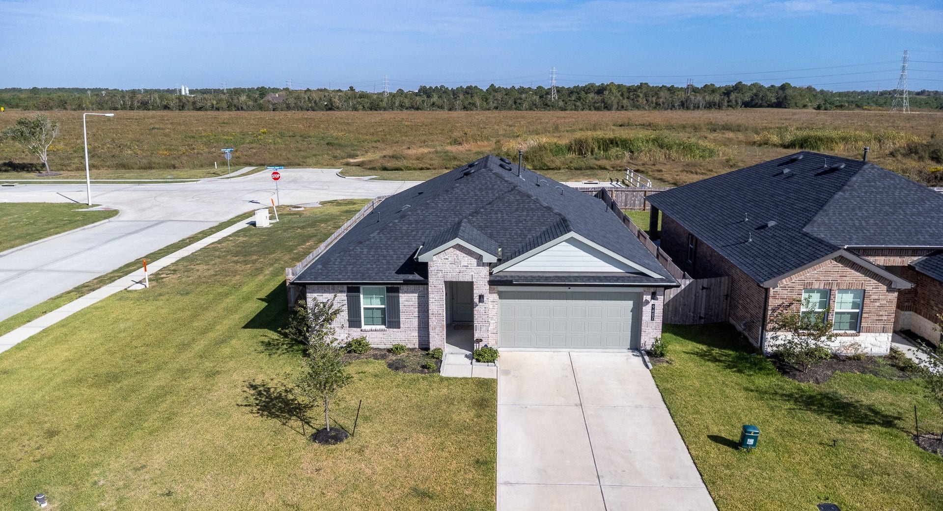 9602 Wall Street, Texas City, TX 77591