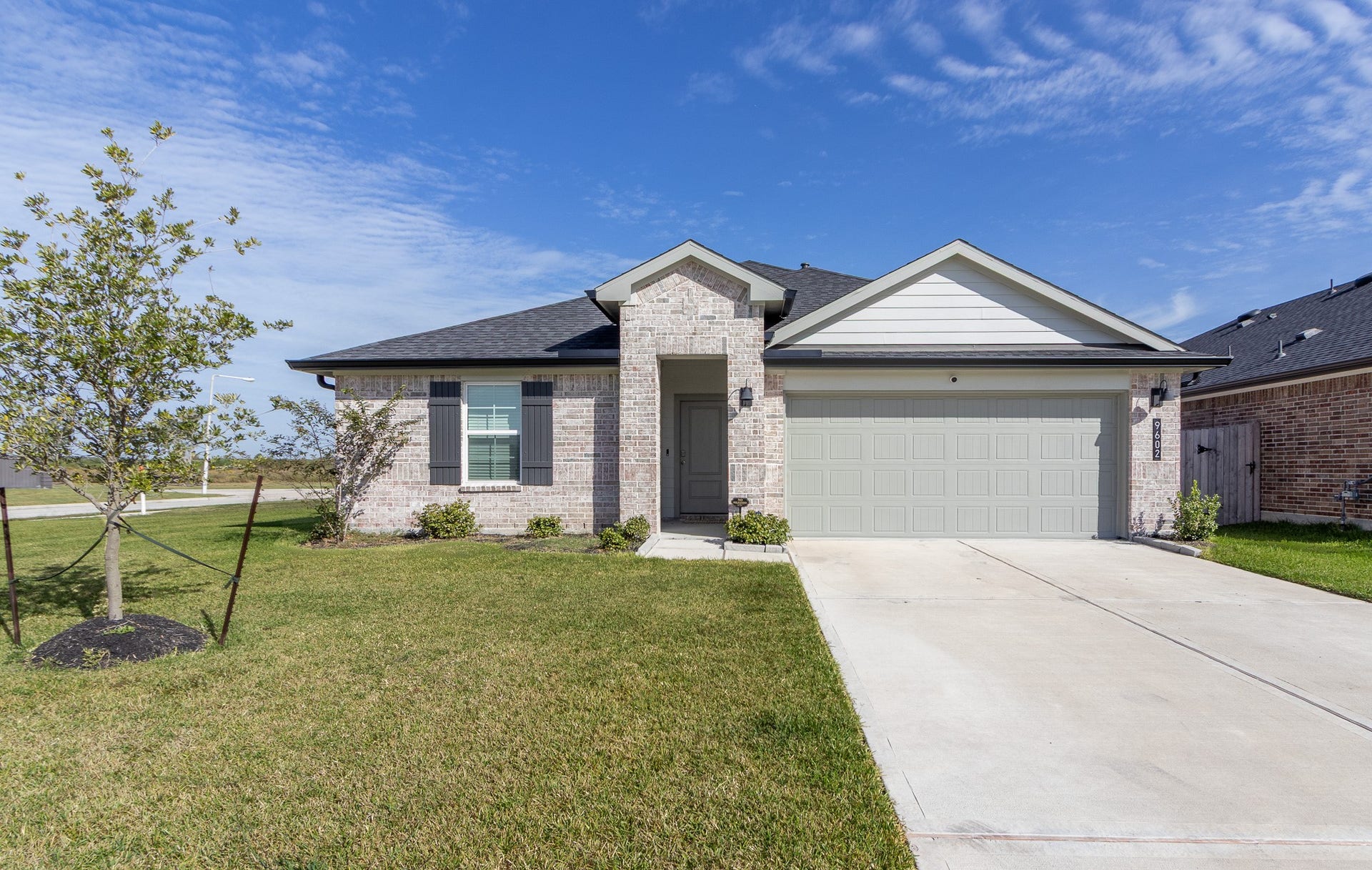 9602 Wall Street, Texas City, TX 77591