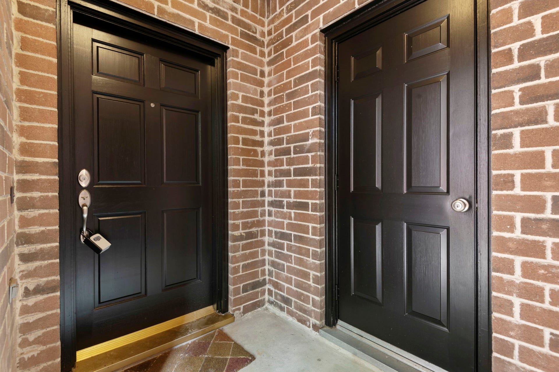 13 E Willowwood Court, The Woodlands, TX 77381 13 E Willowwood Court, The Woodlands, TX 77381