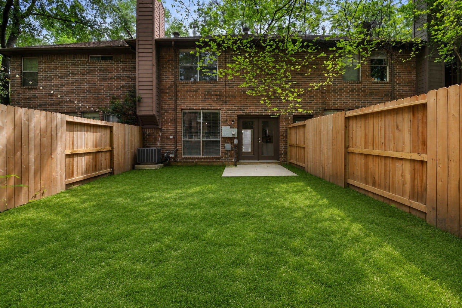 13 E Willowwood Court, The Woodlands, TX 77381 13 E Willowwood Court, The Woodlands, TX 77381