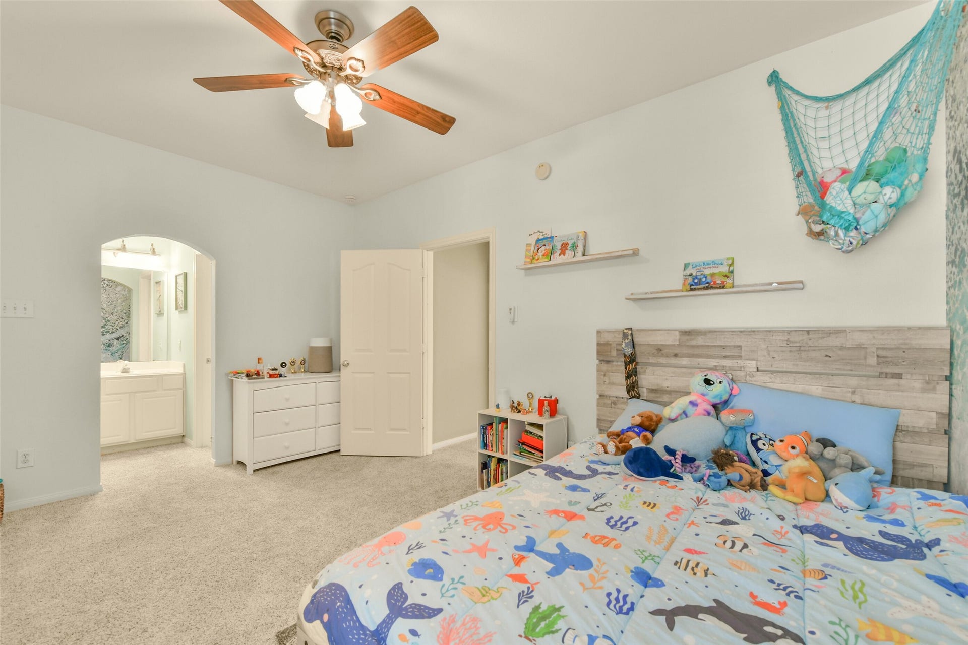 5216 Hidden Brook Lane, League City, TX 77573 5216 Hidden Brook Lane, League City, TX 77573