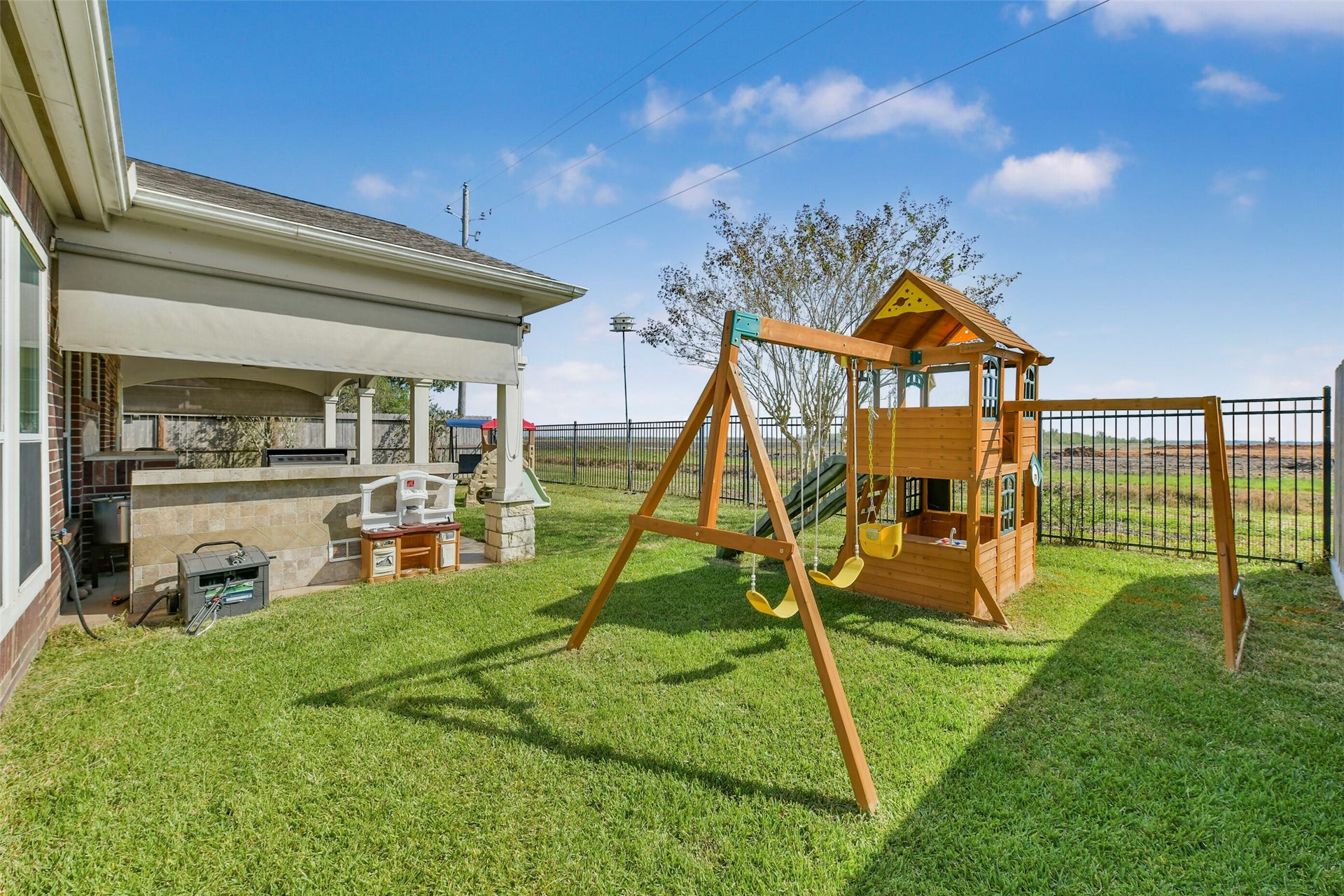 5216 Hidden Brook Lane, League City, TX 77573 5216 Hidden Brook Lane, League City, TX 77573