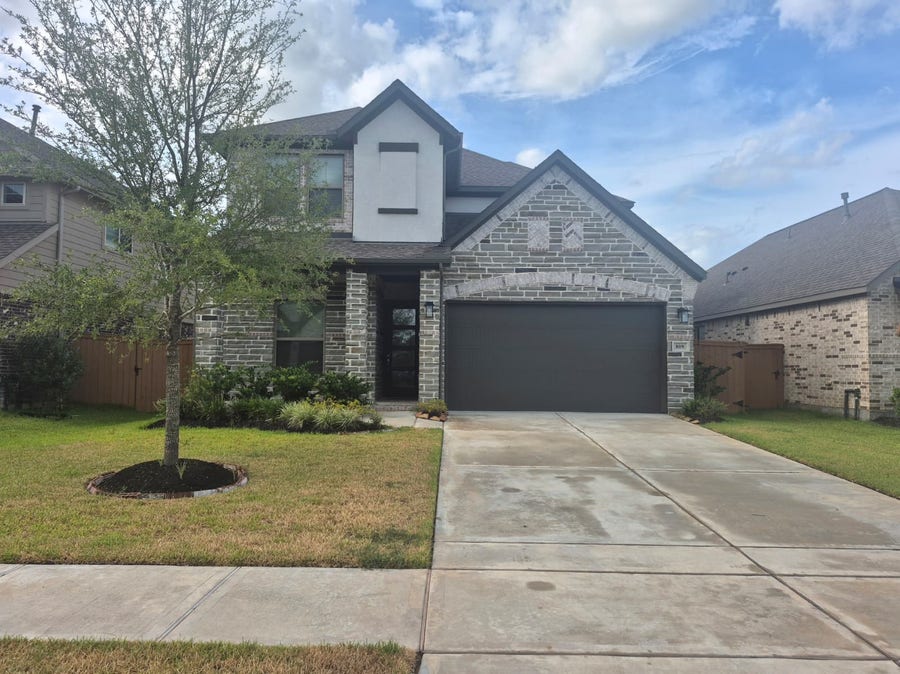 Property photo for 809 Coronado Terrace Ln, Katy, TX