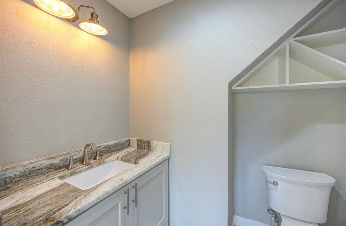 303 Old Bayou Drive, Dickinson, TX 77539 303 Old Bayou Drive, Dickinson, TX 77539