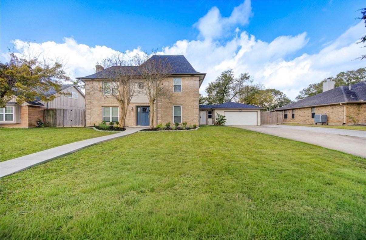 303 Old Bayou Drive, Dickinson, TX 77539 303 Old Bayou Drive, Dickinson, TX 77539