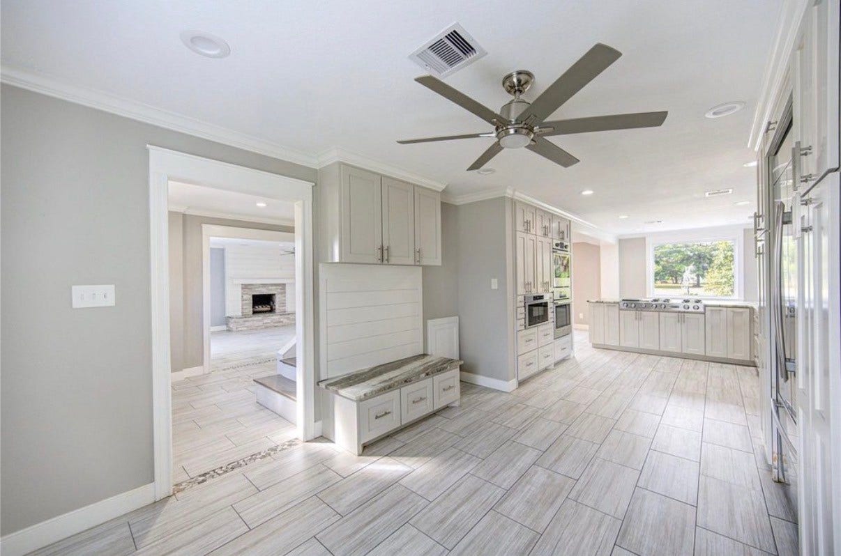 303 Old Bayou Drive, Dickinson, TX 77539 303 Old Bayou Drive, Dickinson, TX 77539