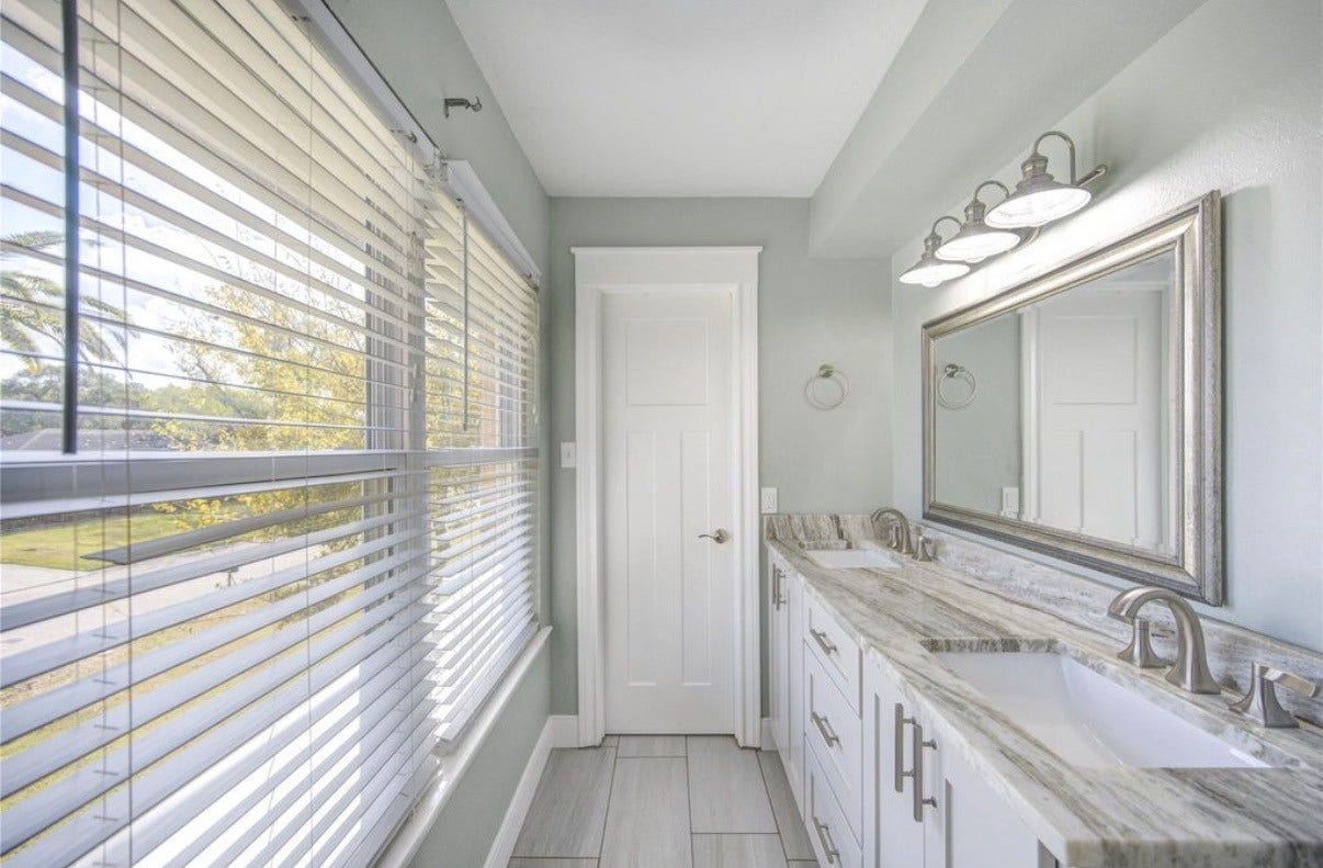303 Old Bayou Drive, Dickinson, TX 77539 303 Old Bayou Drive, Dickinson, TX 77539