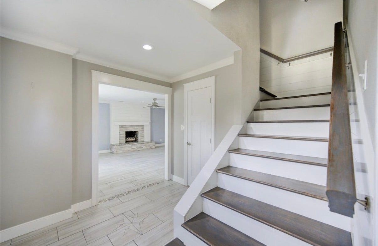 303 Old Bayou Drive, Dickinson, TX 77539 303 Old Bayou Drive, Dickinson, TX 77539