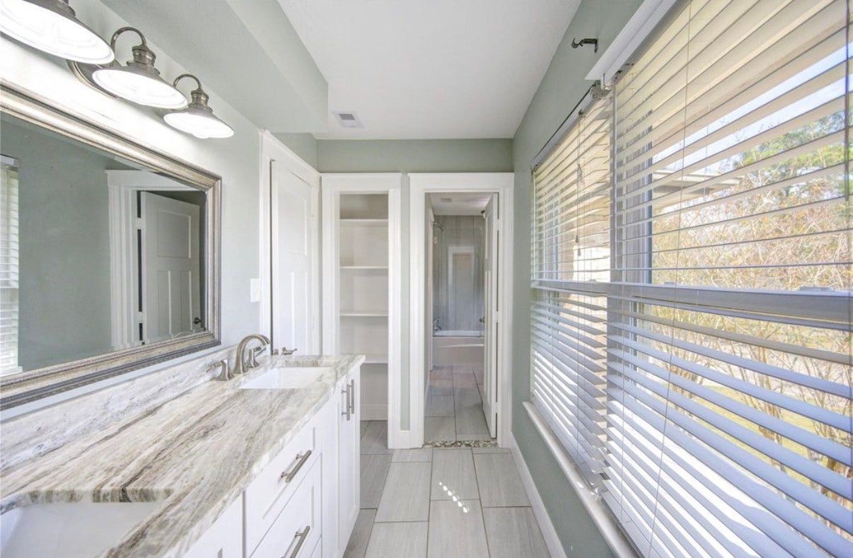 303 Old Bayou Drive, Dickinson, TX 77539 303 Old Bayou Drive, Dickinson, TX 77539