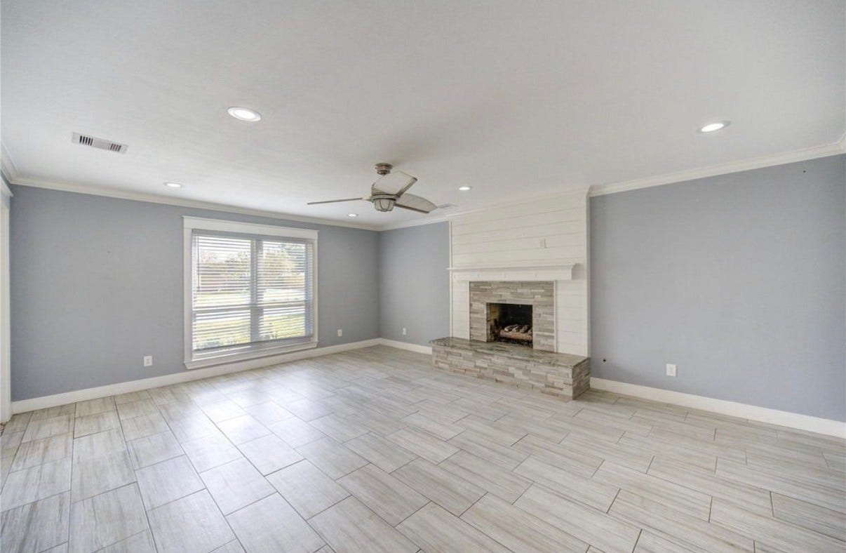 303 Old Bayou Drive, Dickinson, TX 77539 303 Old Bayou Drive, Dickinson, TX 77539