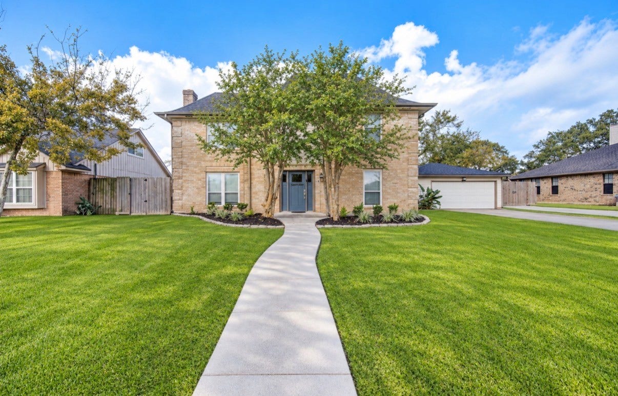 303 Old Bayou Drive, Dickinson, TX 77539 303 Old Bayou Drive, Dickinson, TX 77539