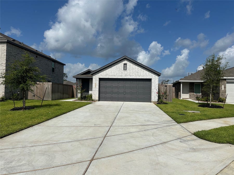 Property photo for 31415 Pratola Serra Circle, Huffman, TX