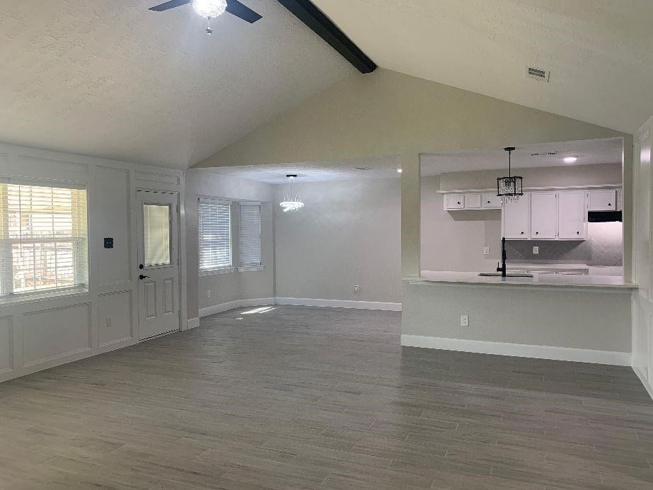 4039 Woodhollow Lane, Pasadena, TX 77504 4039 Woodhollow Lane, Pasadena, TX 77504