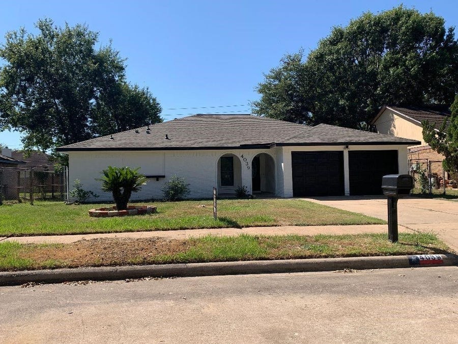 Property photo for 4039 Woodhollow Lane, Pasadena, TX