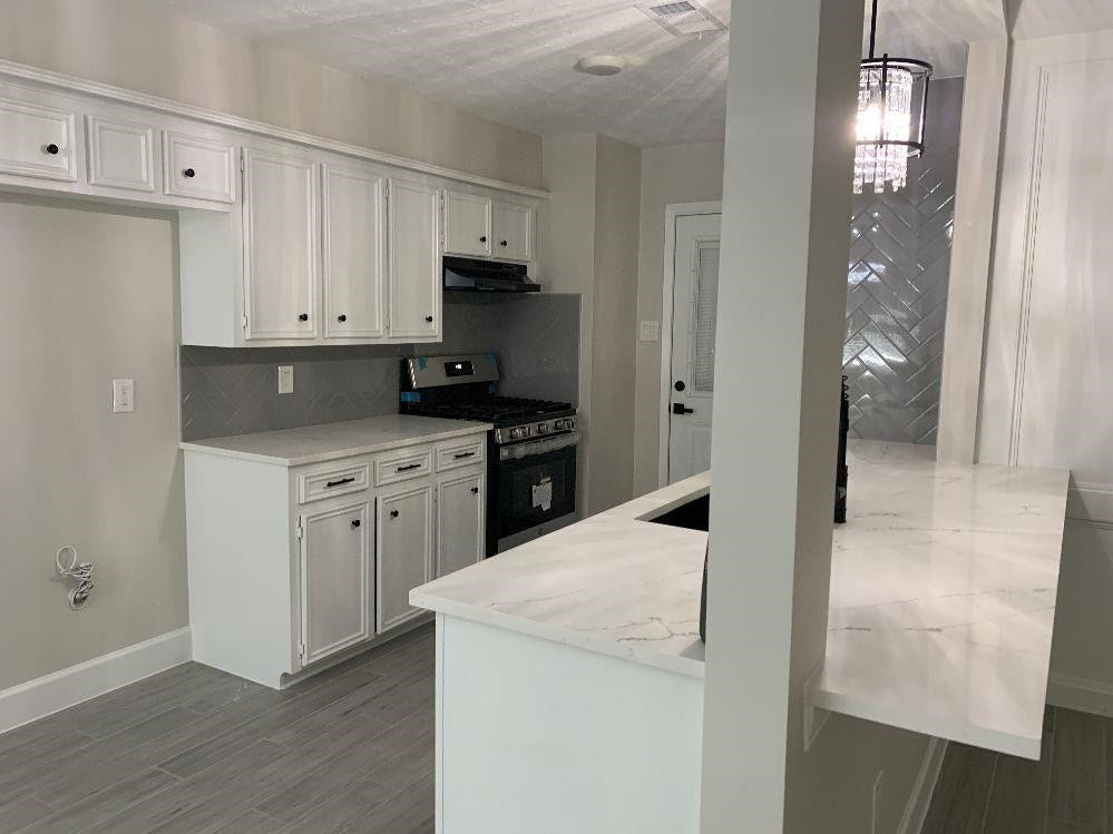 4039 Woodhollow Lane, Pasadena, TX 77504 4039 Woodhollow Lane, Pasadena, TX 77504