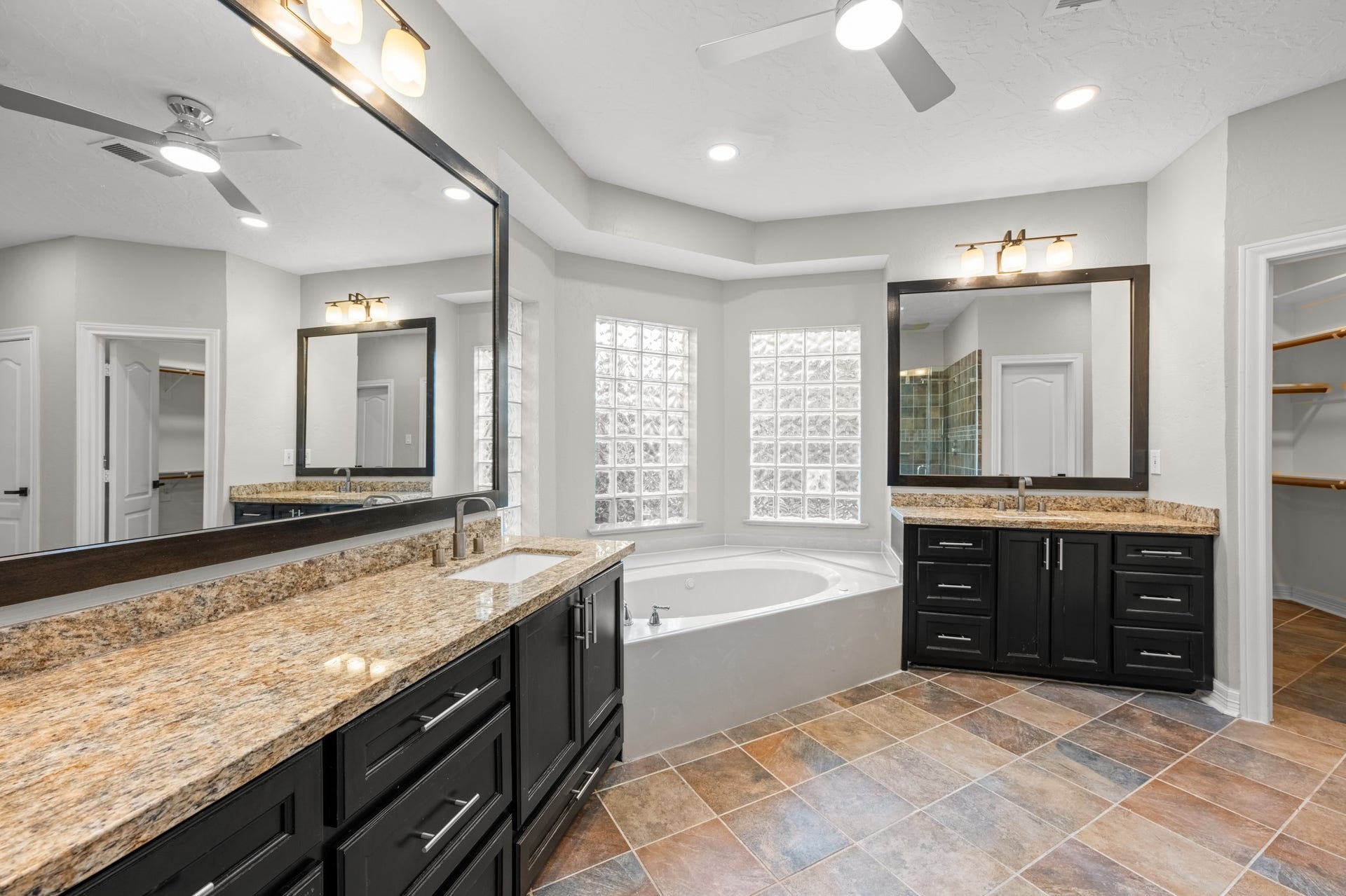 1923 Hollow Wind Drive, Katy, TX 77450