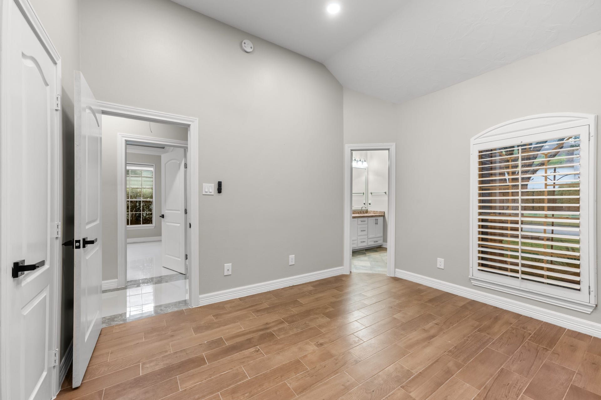 1923 Hollow Wind Drive, Katy, TX 77450