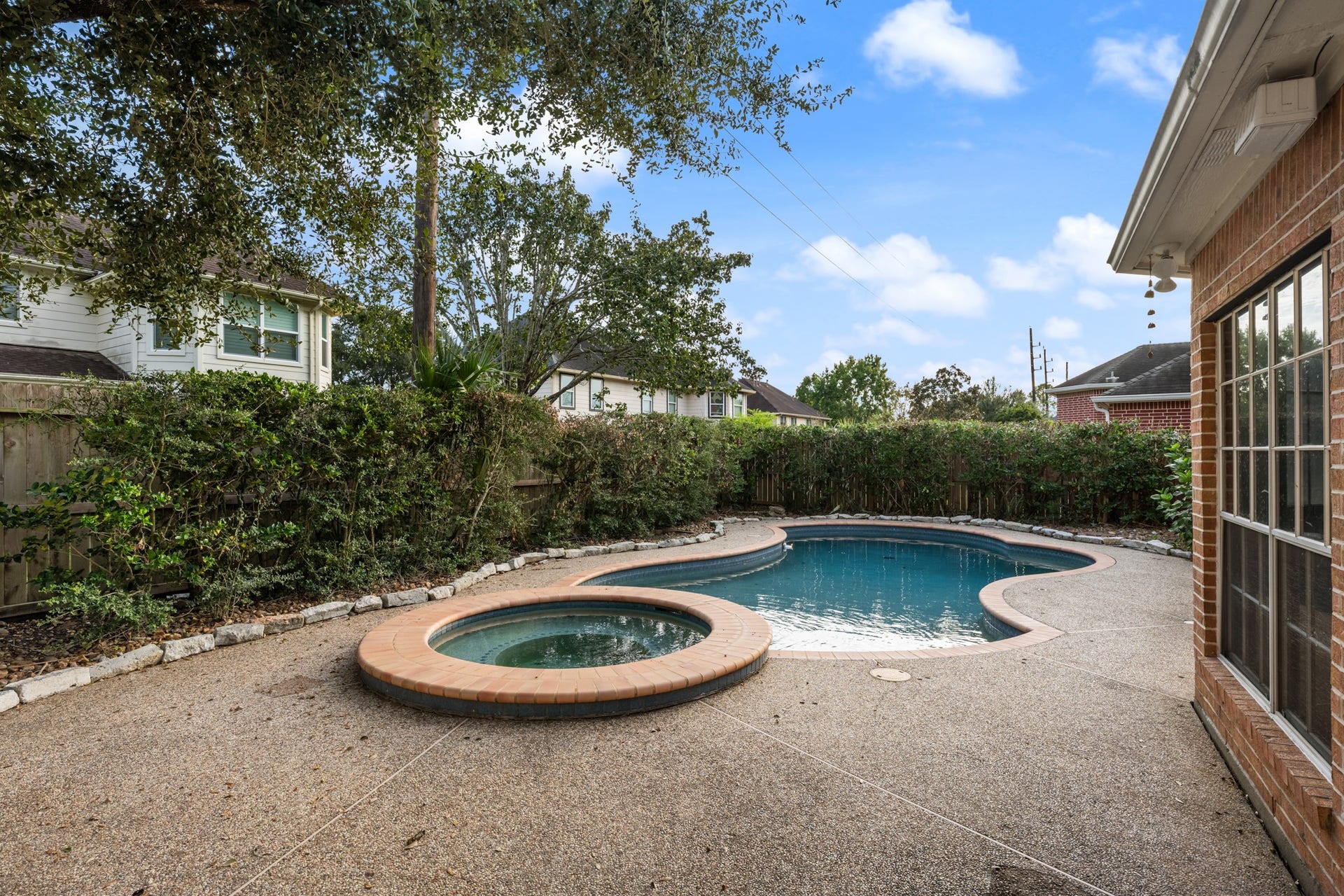 1923 Hollow Wind Drive, Katy, TX 77450