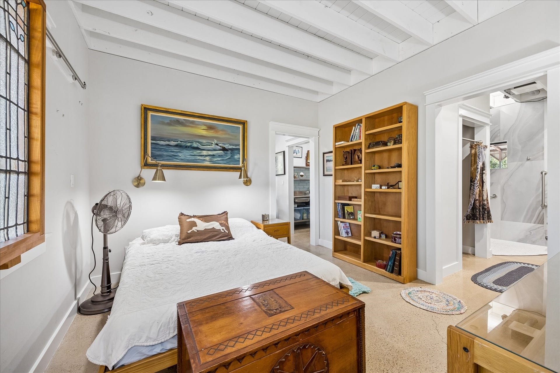 33 Riverwood Lane, Hempstead, TX 77445 Primary bedroom with ensuite bath to the right