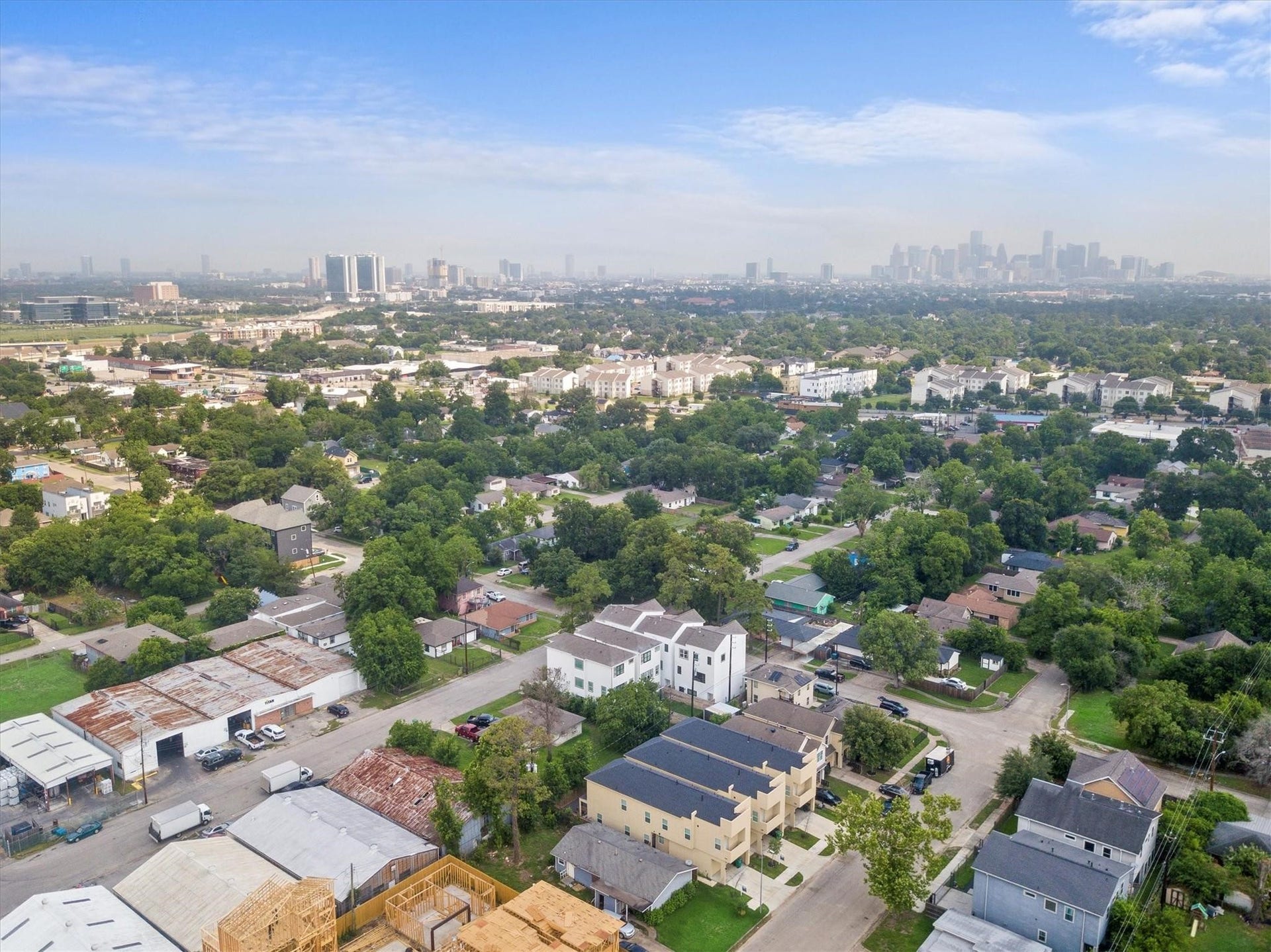 3524 Luca Street, Houston, TX 77021 3524 Luca Street, Houston, TX 77021