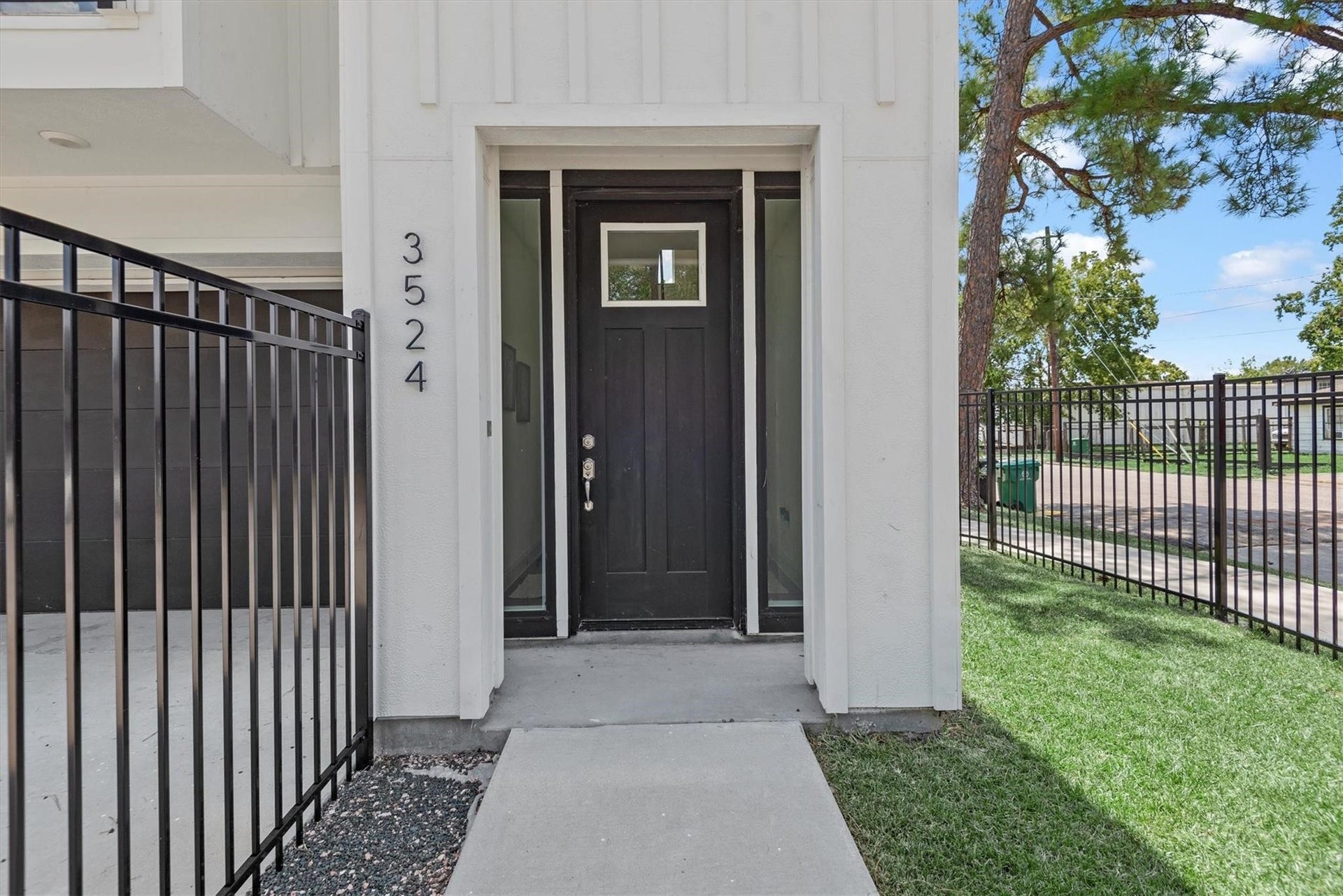 3524 Luca Street, Houston, TX 77021 3524 Luca Street, Houston, TX 77021