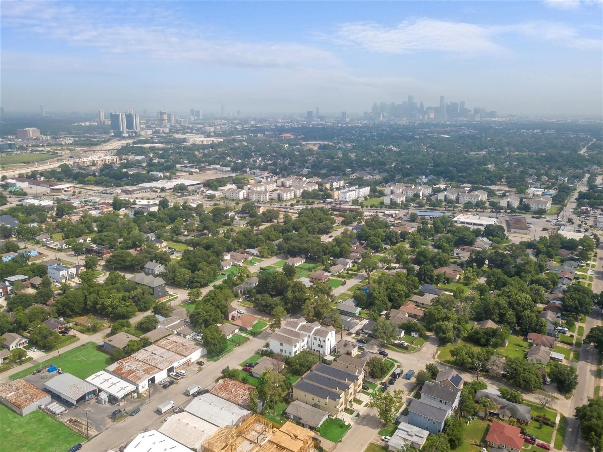 3524 Luca Street, Houston, TX 77021 3524 Luca Street, Houston, TX 77021