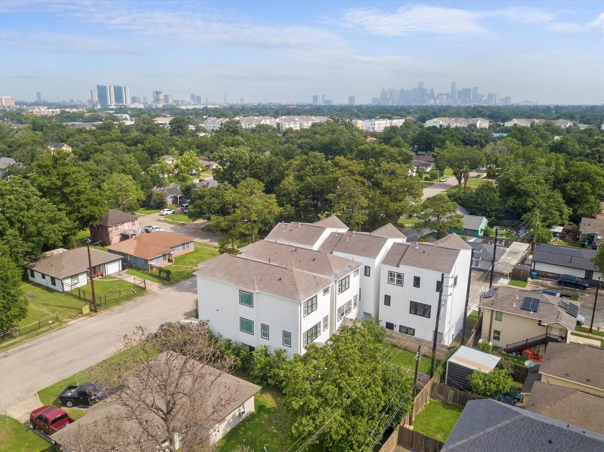 3524 Luca Street, Houston, TX 77021 3524 Luca Street, Houston, TX 77021
