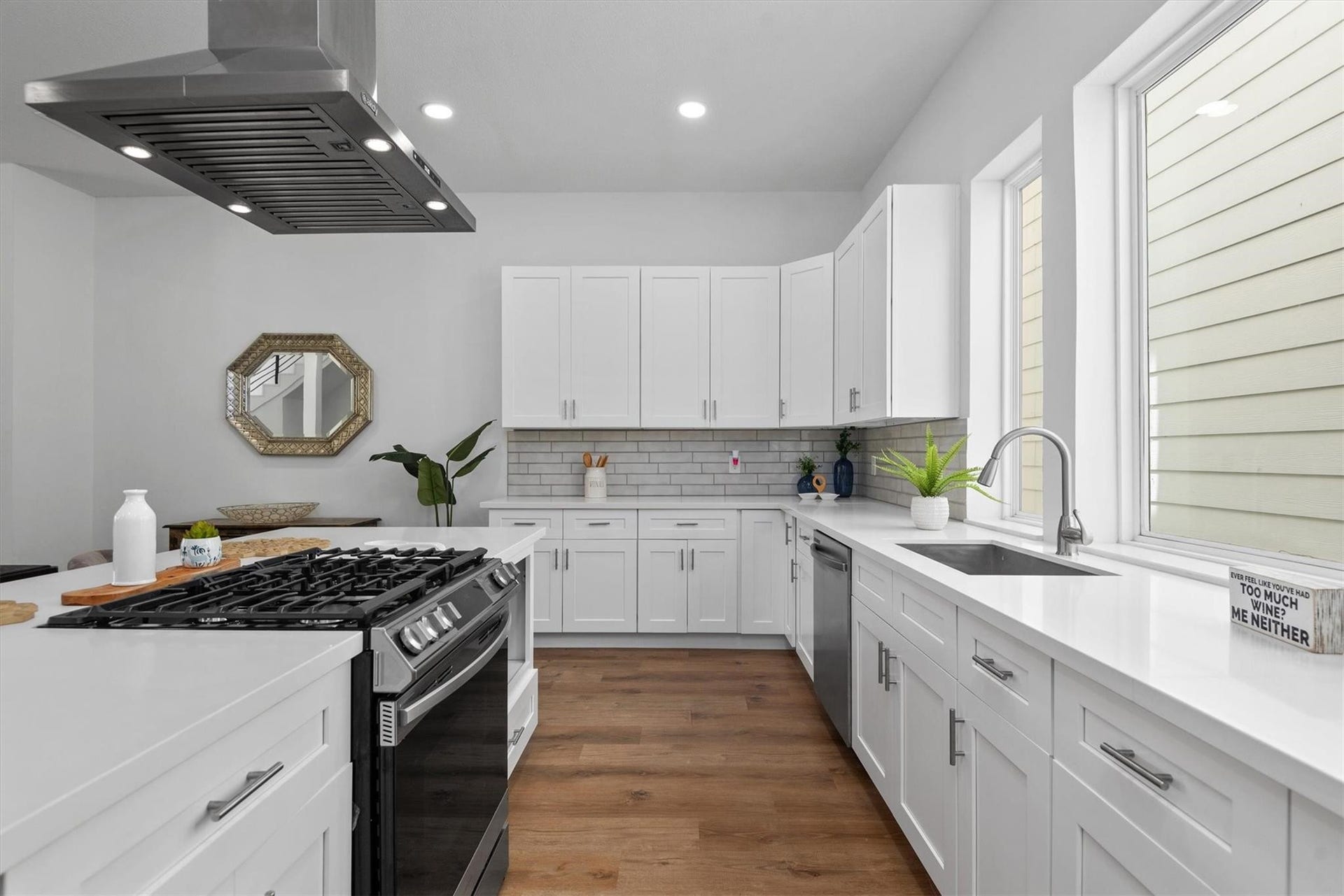3524 Luca Street, Houston, TX 77021 3524 Luca Street, Houston, TX 77021