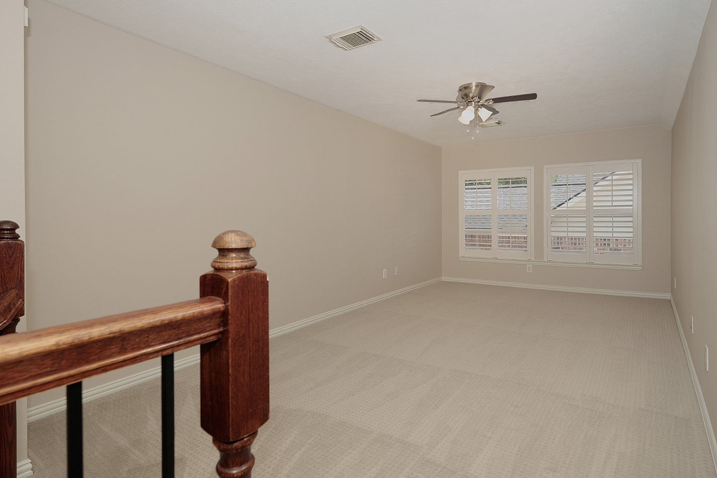 79 FRENCH OAKS, The Woodlands, TX 77382 Gameroom