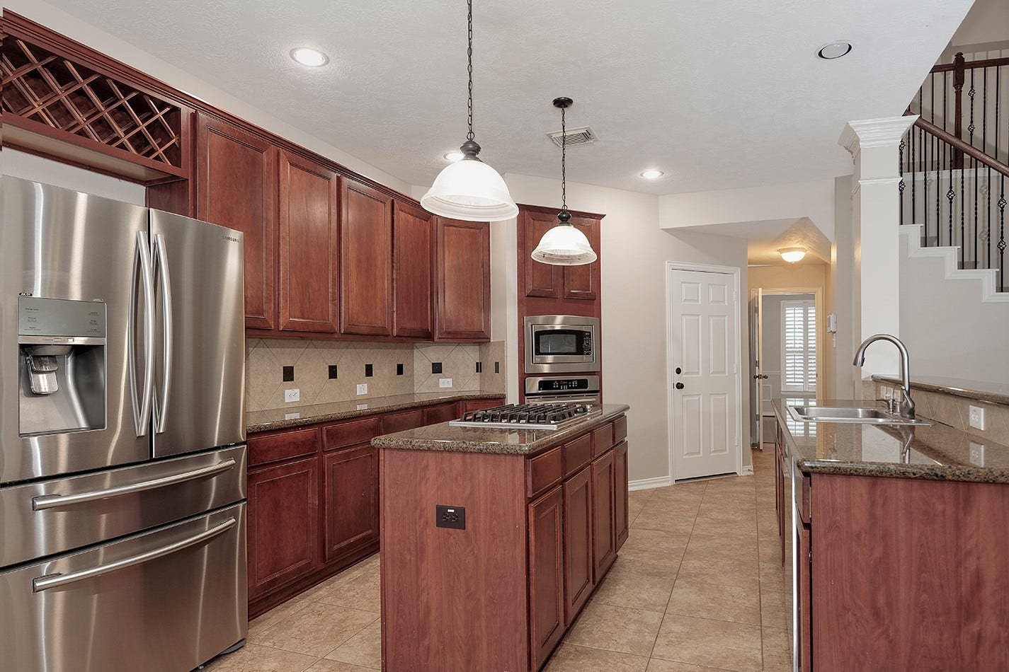79 FRENCH OAKS, The Woodlands, TX 77382 Kitchen