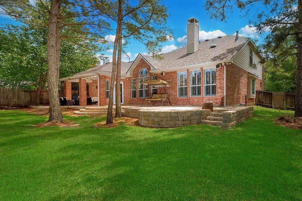 79 FRENCH OAKS, The Woodlands, TX 77382 Wooded, Oversized Backyard