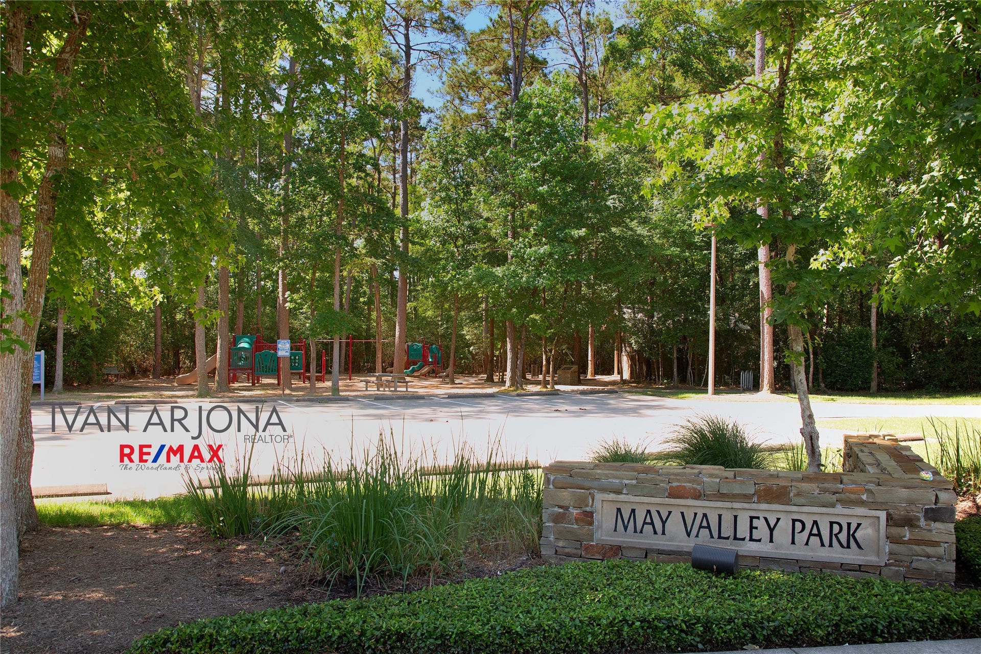79 FRENCH OAKS, The Woodlands, TX 77382 May Valley Park and Splashpad