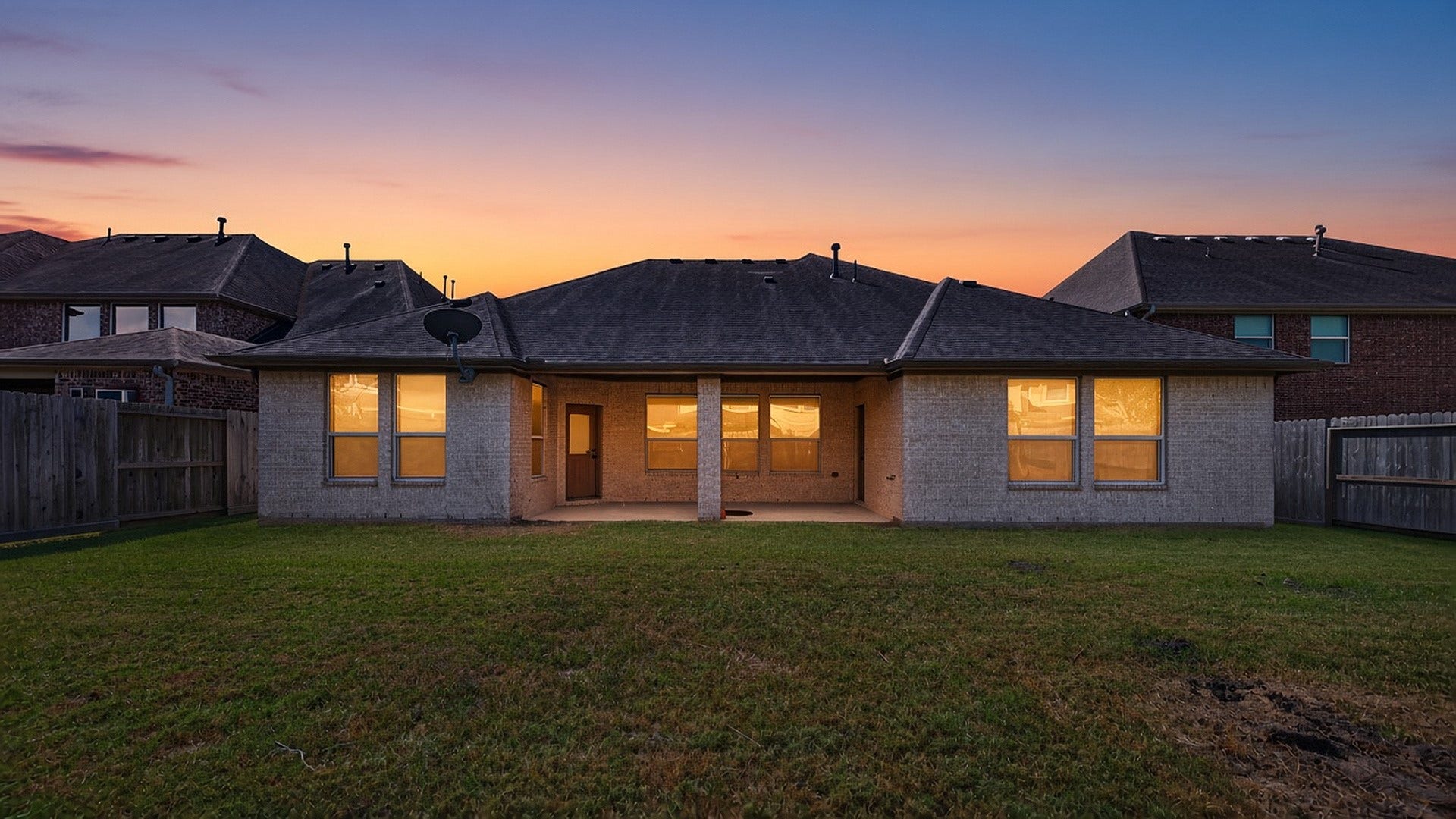 1114 Sydney Lane, Friendswood, TX 77546 1114 Sydney Lane, Friendswood, TX 77546