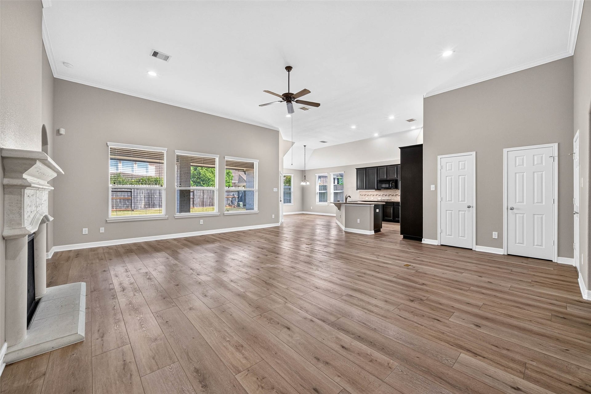 1114 Sydney Lane, Friendswood, TX 77546 1114 Sydney Lane, Friendswood, TX 77546
