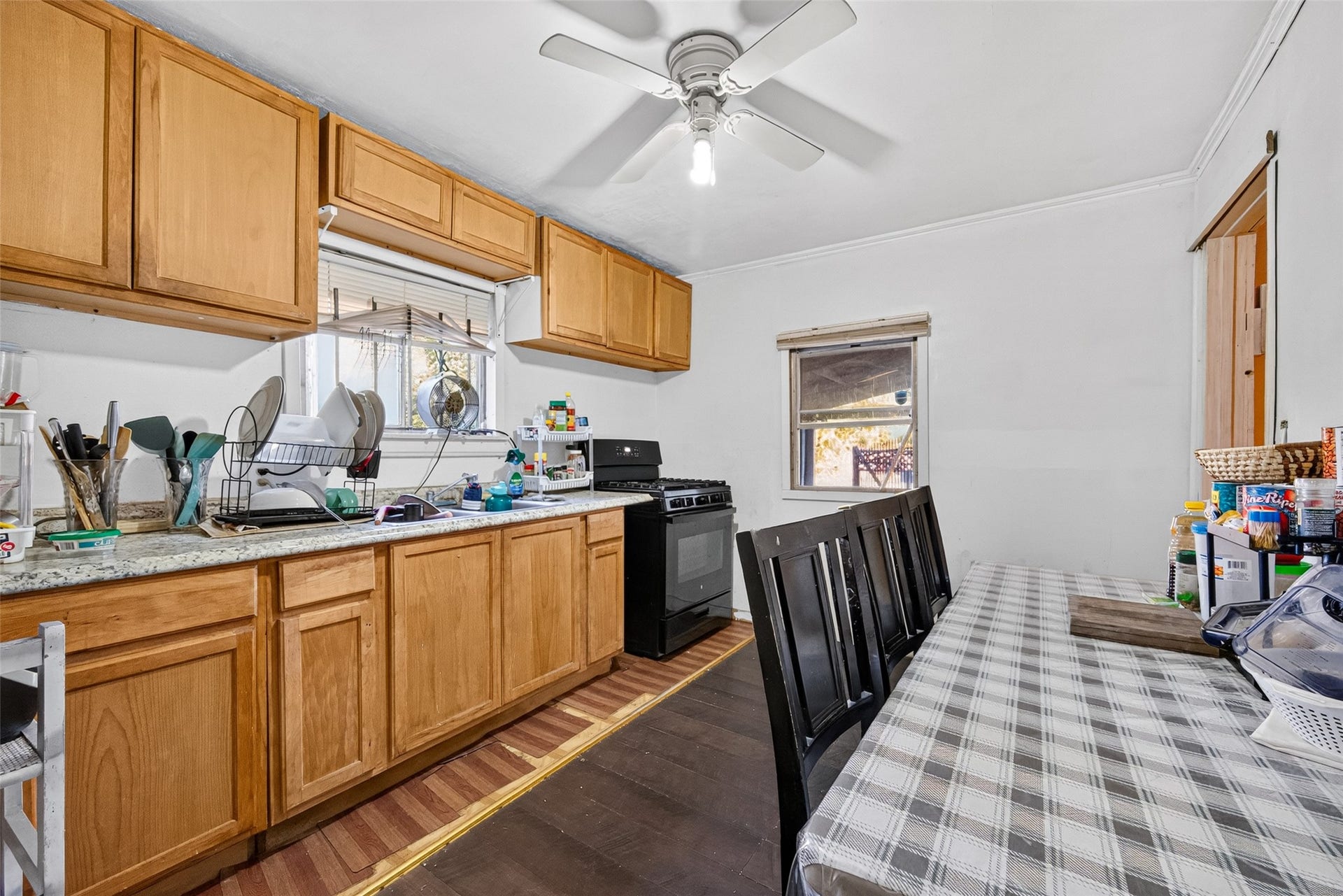 2506 Fairbanks Street, Houston, TX 77026 2506 Fairbanks Street, Houston, TX 77026