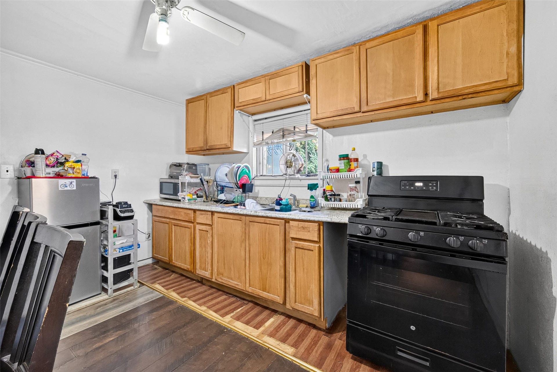 2506 Fairbanks Street, Houston, TX 77026 2506 Fairbanks Street, Houston, TX 77026