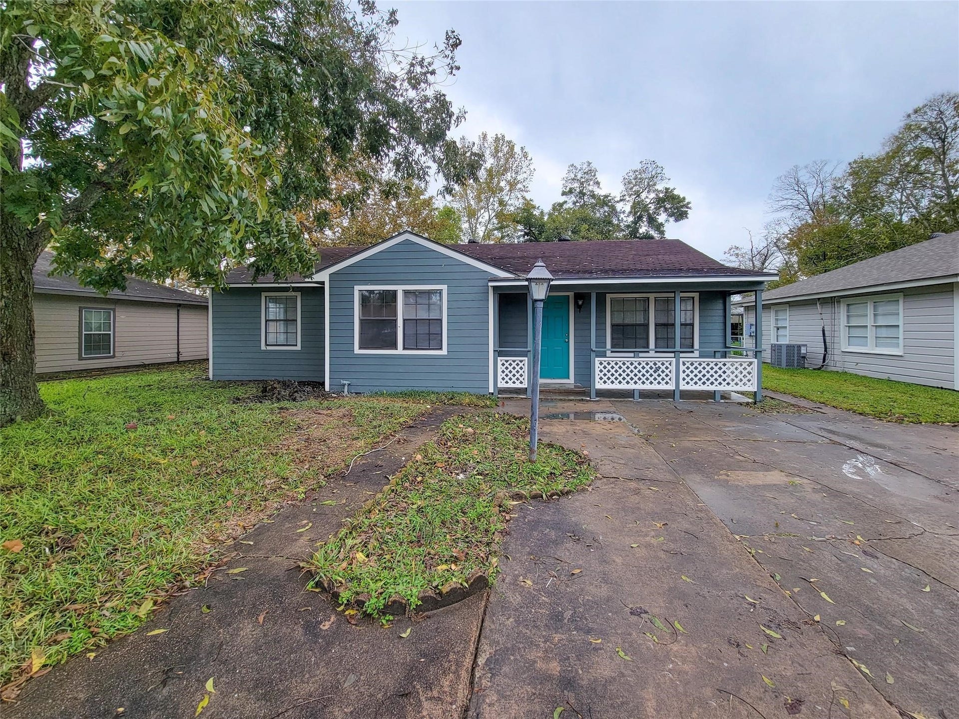 1236 San Felipe Street, Angleton, TX 77515