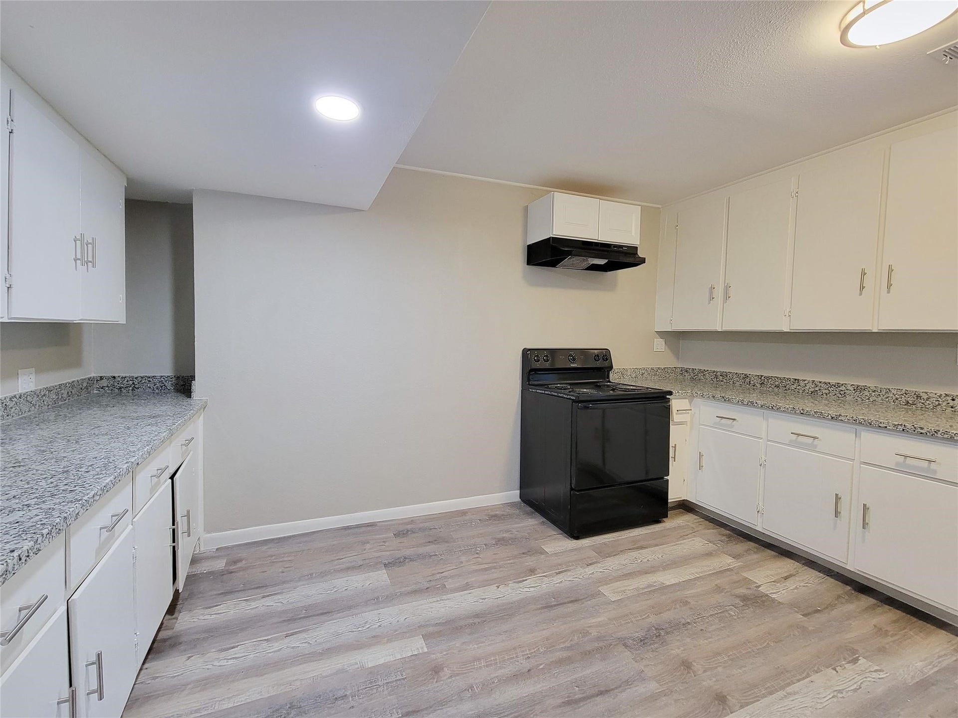 1236 San Felipe Street, Angleton, TX 77515