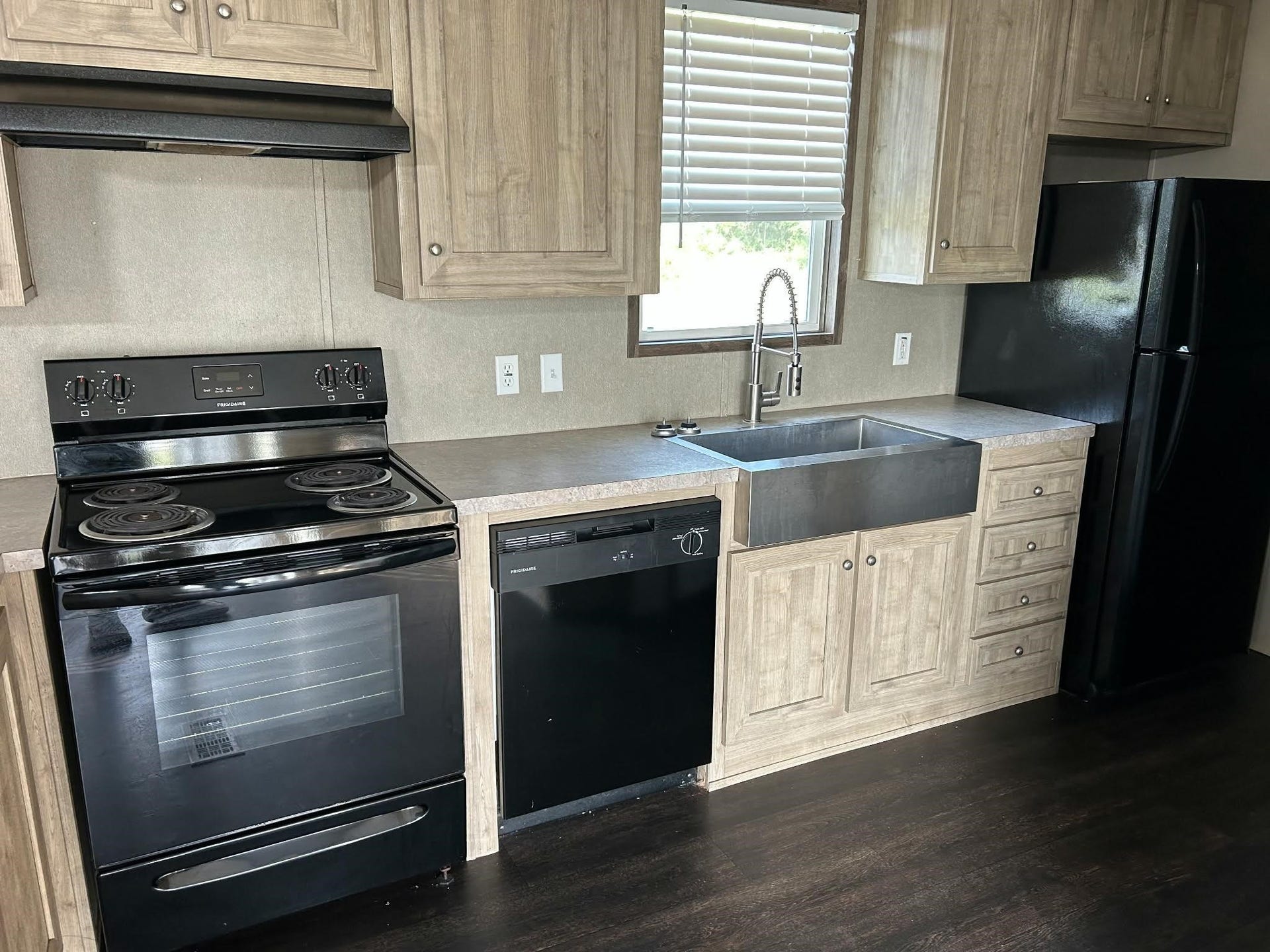 2974 Cr-146, #A, Alvin, TX 77511