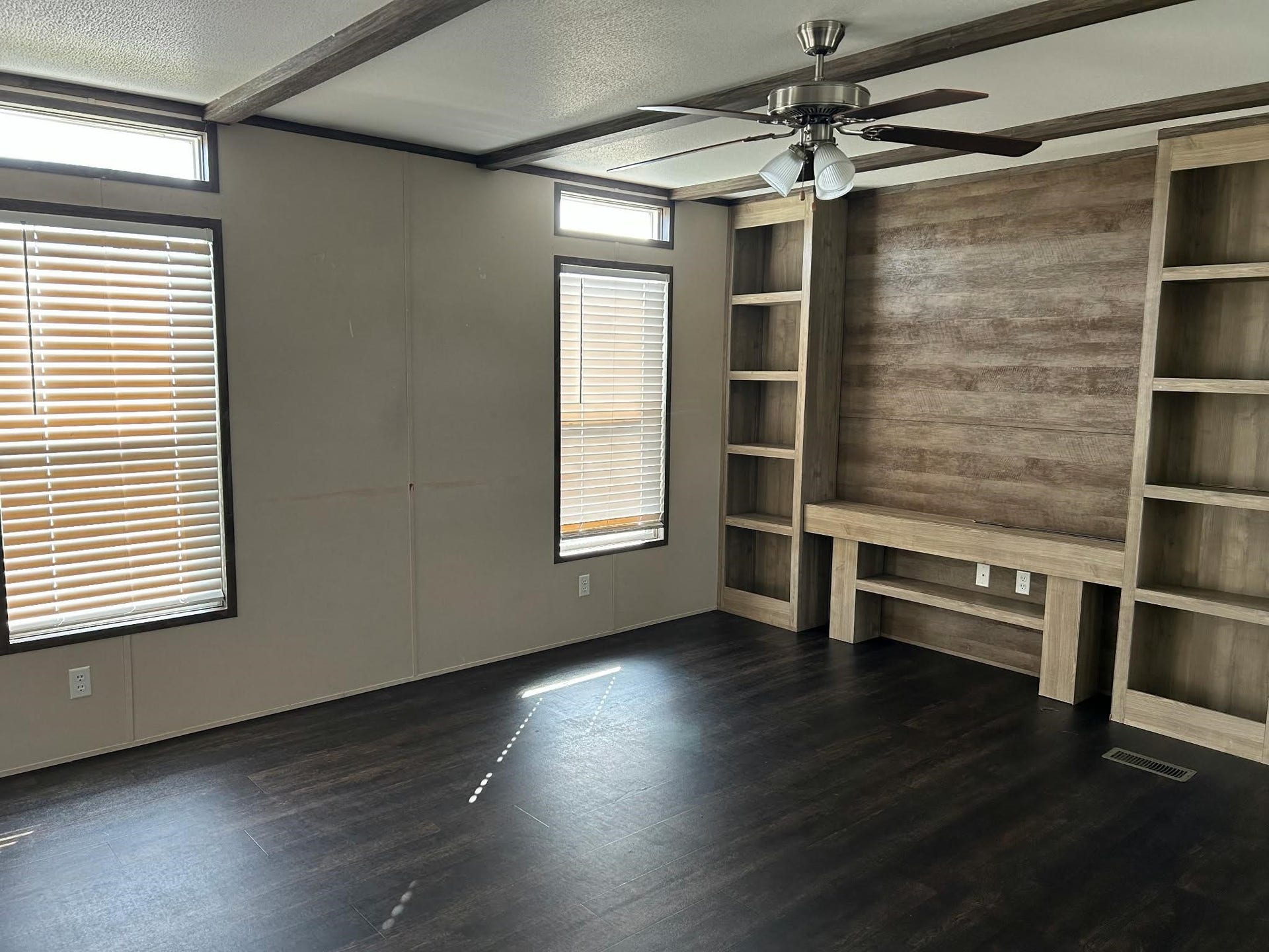 2974 Cr-146, #A, Alvin, TX 77511