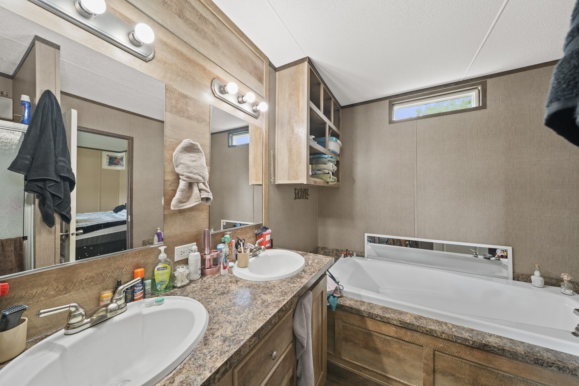 2974 Cr-146, #A, Alvin, TX 77511