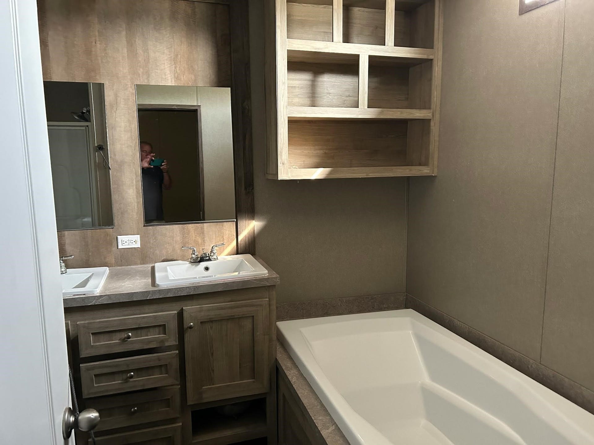 2974 Cr-146, #A, Alvin, TX 77511