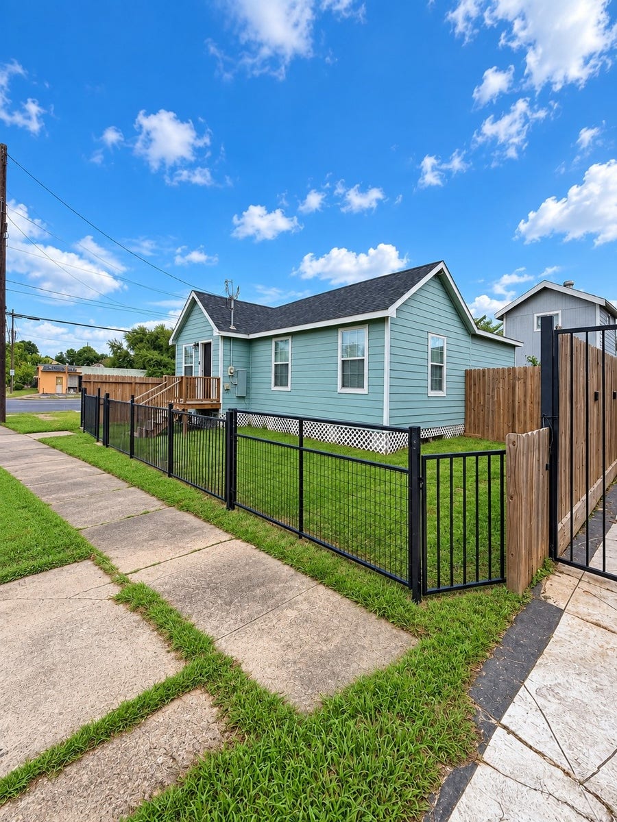 Property photo for 7402 Navigation Boulevard, Houston, TX