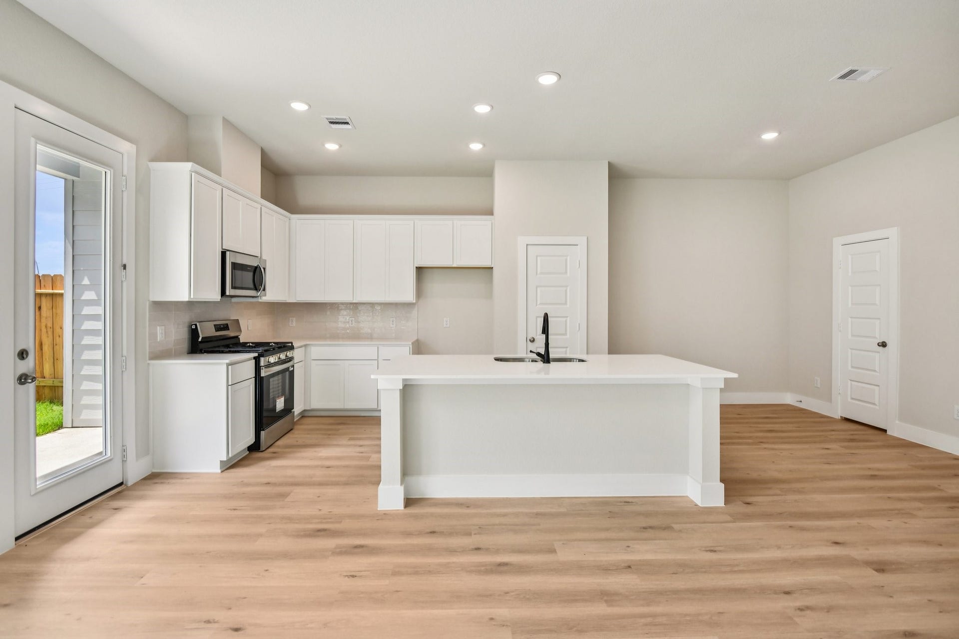 3010 Ventas Drive, Houston, TX 77047 Representative photo. Not actual home.